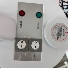 美顔スチーマー / ライト付き ルーペの画像