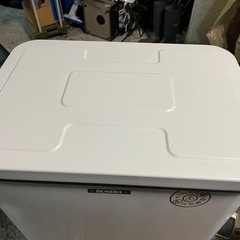 サンダイヤ 200型 ホームタンク KS1-201N 容量188L 屋内外共用タイプ 中はサビ無し 蓋付き 灯油タンク オイルタンク 中古品 ④の画像