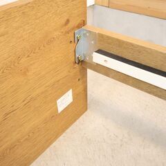 unico(ウニコ)より木の表情を生かしたカジュアルな印象のADDAY(アディ)シリーズのオーク材 シングルベッドフレームです。広いヘッドボードが魅力のベッドフレームは寝室を上質なやすらぎ空間に。の画像