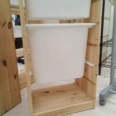 リユースのサカイ栃木店★ジモティ割あり★  棚 ベージュ W44×D30×H91 クリーニング済み TC12062の画像