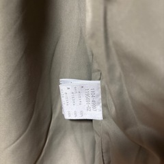 bebe  ジャンパー　130㎝
の画像