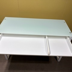 ガラス天板デスクの画像