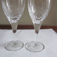 J.G.Durand製クリスタルワインペアグラス&HOYAクリスタルペアワイングラスの４点セット　未使用の画像