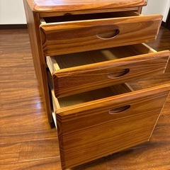 収納家具の画像