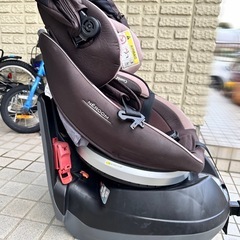 Combi 
NEROOM チャイルドシートの画像