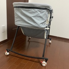 多機能ベビーラックの画像