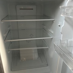 美品　2023年製　ヤマダ2ドア冷凍冷蔵庫YRZ-F15J  156Lの画像