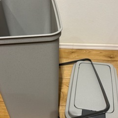 未使用　ゴミ箱の画像