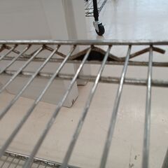 リユースのサカイ栃木店★ジモティ割あり★  メタルラック シルバー W97×D45.7×H55 クリーニング済み TC12065の画像