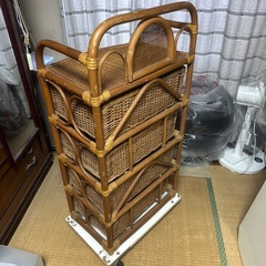 ラタン製チェスト
の画像