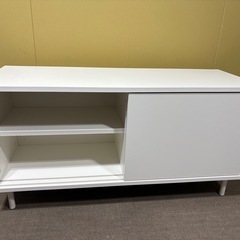 テレビボードの画像