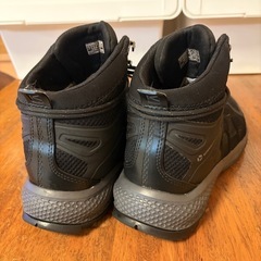 KEEN トレッキングシューズ 登山靴   　の画像