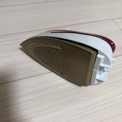 東芝　コードレスアイロンの画像