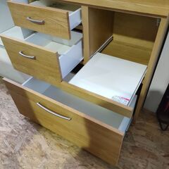 【ジャングル和泉大型良品館　システムキッチンボード　ニトリ　COPAIN-80KB　食器棚　収納　キッチン　【R511】の画像