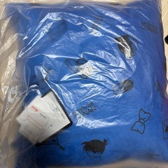 名探偵コナン　クッション　青の画像