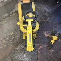 幼児用ショベルカーの画像