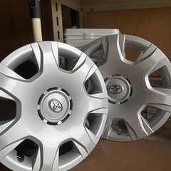 200系　ハイエースバン　ホイールキャップ4本　新品　純正 　　の画像