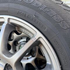 中古スタッドレスタイヤ＋ホイール　4本セット　145/80R13の画像