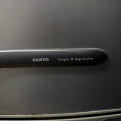 SANYO（三洋電機）の4ドア冷凍冷蔵庫の画像