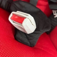 コンビ　ミニマグランデ EG UB黒赤 チャイルドシート　軽量の画像