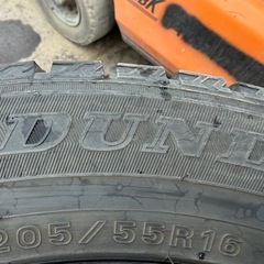 205/55R16 DUNLOP WINTERMAXX WM02 スタッドレスタイヤ 16インチ　の画像