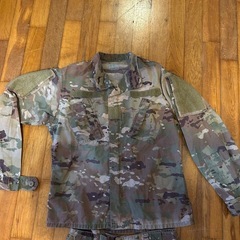 ミリタリー迷彩服　上下　サイズS〜Mの画像