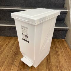 ゴミ箱 25.2×41×52.4㎝ 30L 店頭販売 南区花畑の画像