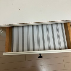 IKEA 折り畳みダイニングテーブル　29日以降受け渡しの画像