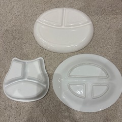 仕切りプレート3枚セット　ムーミンメラミンランチプレート　猫陶器、動物陶器の画像