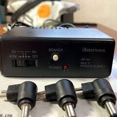 【手渡し限定】かなり古い自動車用マルチ電源アダプター　中古品の画像