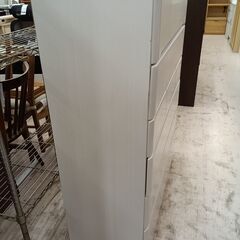 リユースのサカイ栃木店★ジモティ割あり★ NITORI チェスト ホワイト W104.3×D43×H133.8 クリーニング済み TC12073の画像