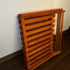 サイドテーブルの画像