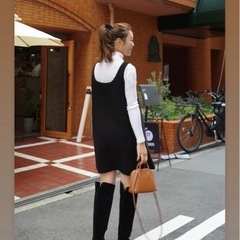 poi'sブラックワンピース
の画像