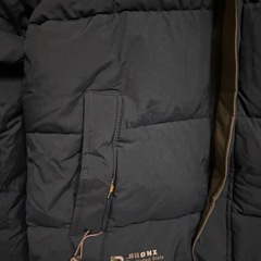 ジャンパー　アウター　フード付きの画像