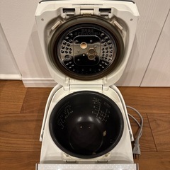 パナソニック　炊飯器　2014年製の画像