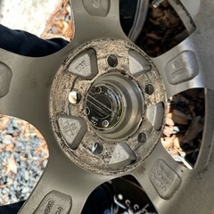 バリ山シエンタ、プリウス、リーフなどのスタッドレス・アルミの画像