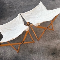 ◆ジャンク品◆条件あり◆訳あり◆ウッドフレームリラックスチェア 収納ケース付き 2脚セットの画像