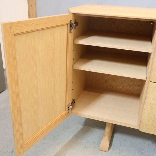 飛騨高山の家具メーカー キツツキマークの飛騨産業(HIDA)/IDC大塚家具