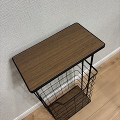 ニトリ トレイ付きトイレットペーパーストッカー ヴィータ2(ブラック)の画像