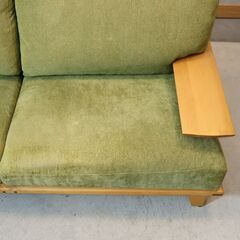 朝日木材加工のブランドBOSCO(ボスコ)の2P Living Sofaです！ニヤトー無垢材の天然木ならではの木目はナチュラルな北欧スタイルインテリアやカフェ風インテリアと良く合う2人掛けソファ♪ の画像