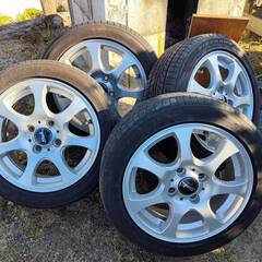 アルミホイールの画像