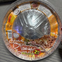 ジンギスカン簡易プレートと焼きそばプレートの画像