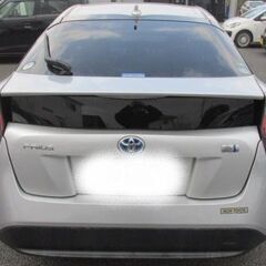 ❑全国自社ローン対応❑       ●平成28年登録トヨタプリウスSの画像