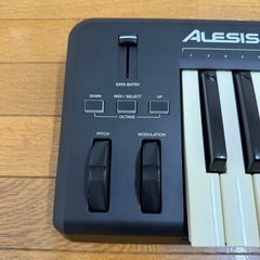Alesis Q49 キーボードの画像