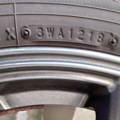 15インチ　スタッドレスタイヤ　アルミホイール付きの画像