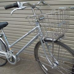 ブリジストン　キャスロング　ベルトドライブ　27インチ　きれい　通学用自転車の画像