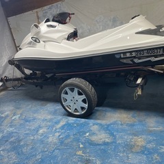 マックストレーラーの画像