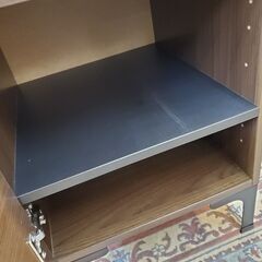 脚付き サイドボード 扉1個付き ブラウン キャビネット◆幅39.5㎝×奥行41.5㎝×高さ52㎝◆買取帝国 朝霞店 配達可能の画像