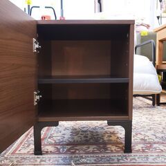 脚付き サイドボード 扉1個付き ブラウン キャビネット◆幅39.5㎝×奥行41.5㎝×高さ52㎝◆買取帝国 朝霞店 配達可能の画像