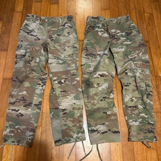 米軍放出品メンズ迷彩パンツサイズS〜M (翔) てだこ浦西のパンツ